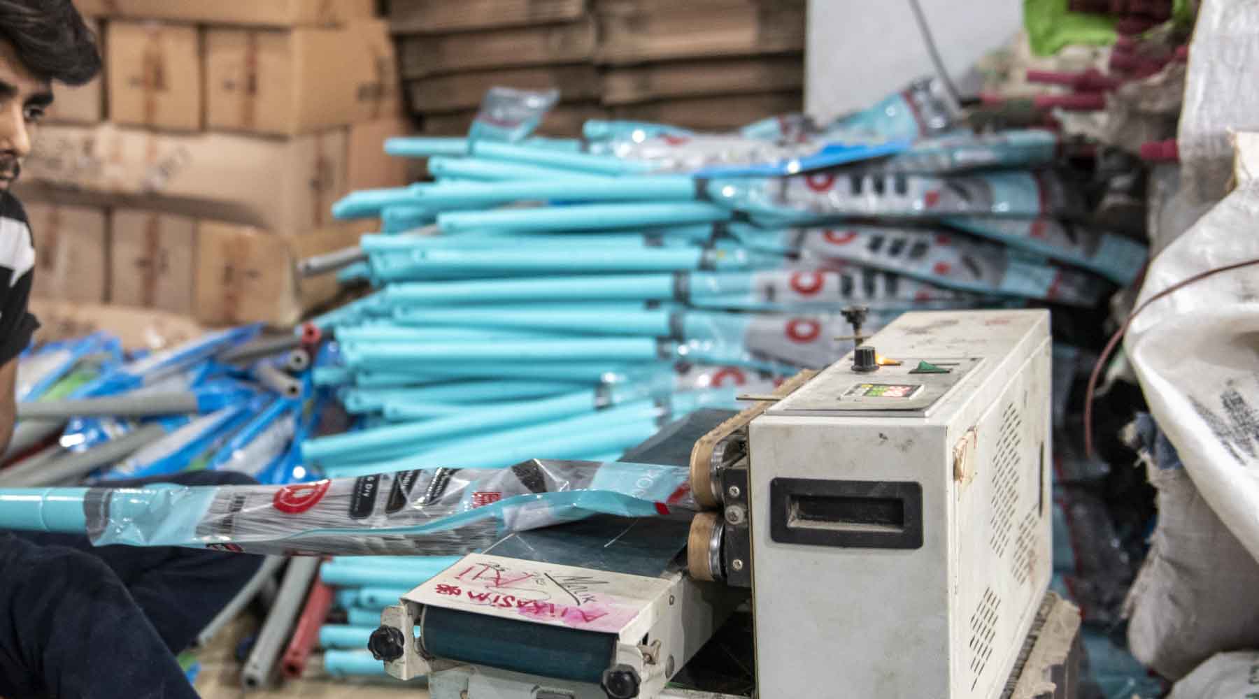 Service Assembly and packaging